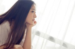 別人不在乎，我何必那么執(zhí)著