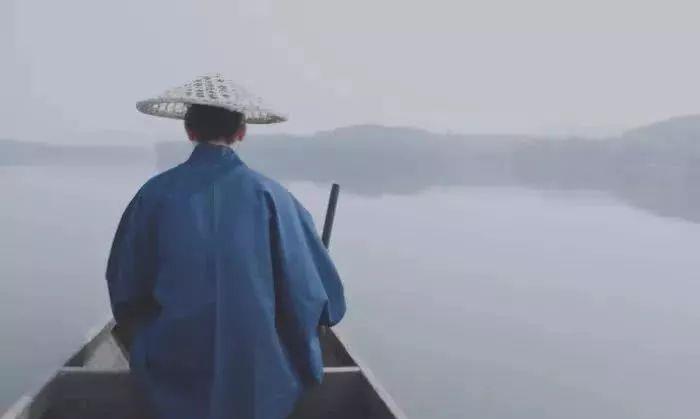 社會太現(xiàn)實(shí),人心太復(fù)雜