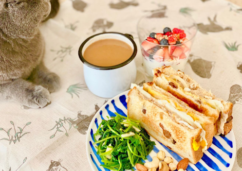 曬美食吃宵夜的搞笑句子  適合吃美食發(fā)朋友圈的幽默文案