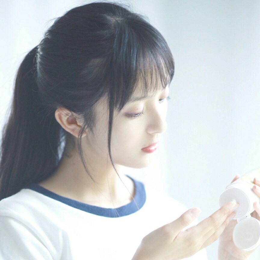 女生快手簡(jiǎn)介句子