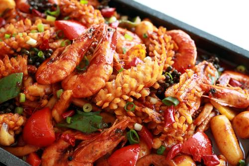 餐飲夏天給顧客發(fā)問(wèn)候短信