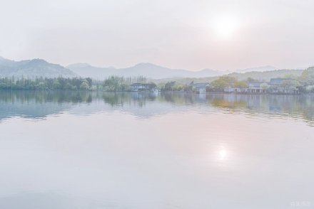 一句話(huà)感恩的經(jīng)典語(yǔ)句 一句話(huà)感恩的經(jīng)典語(yǔ)句